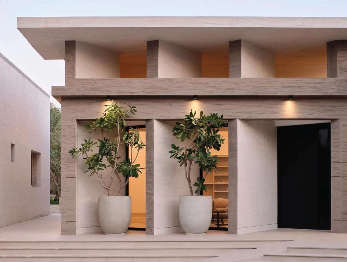 Entrance with planters